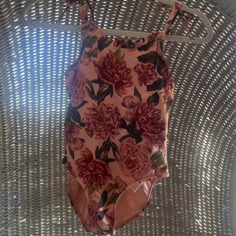 Bathing suit